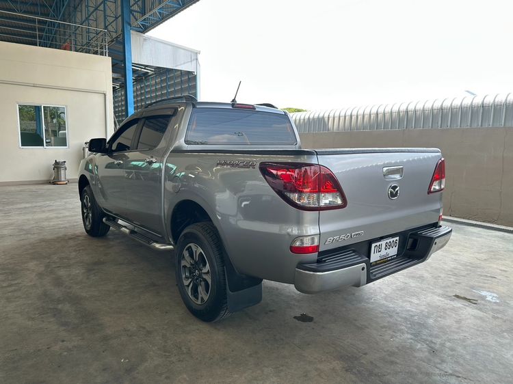 Mazda BT-50 Pro 2020 2.2 Hi-Racer Pickup ดีเซล ไม่ติดแก๊ส เกียร์ธรรมดา บรอนซ์เงิน รูปที่ 4
