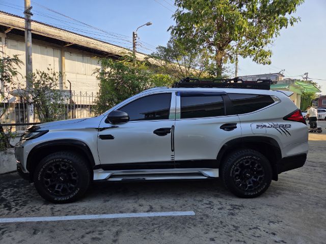 Mitsubishi Pajero Sport 2015 2.4 GT Premium 4WD Utility-car ดีเซล ไม่ติดแก๊ส เกียร์อัตโนมัติ บรอนซ์เงิน รูปที่ 2