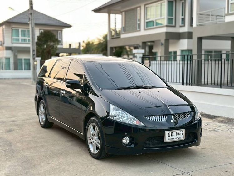 รถ Mitsubishi Space Wagon 2.4 GLS สี ดำ