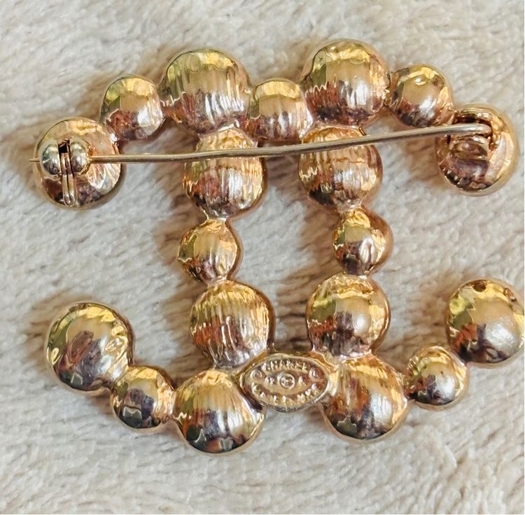 เข็มกลัด CC Pearl Brooch รุ่น Classic ปี 12A รูปที่ 4