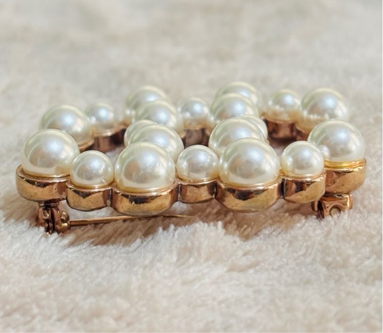 เข็มกลัด CC Pearl Brooch รุ่น Classic ปี 12A รูปที่ 9