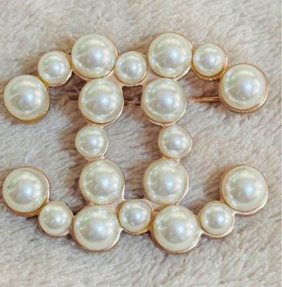 เข็มกลัด CC Pearl Brooch รุ่น Classic ปี 12A รูปที่ 2