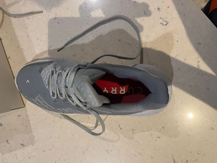Under Armour Curry 11 “Wolf Gray” รูปที่ 3