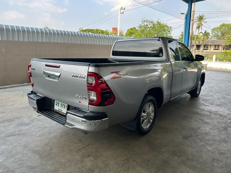 Toyota Hilux Revo 2022 Smart Cab 2.4 Mid Z Edition Pickup ดีเซล ไม่ติดแก๊ส เกียร์ธรรมดา บรอนซ์เงิน รูปที่ 2
