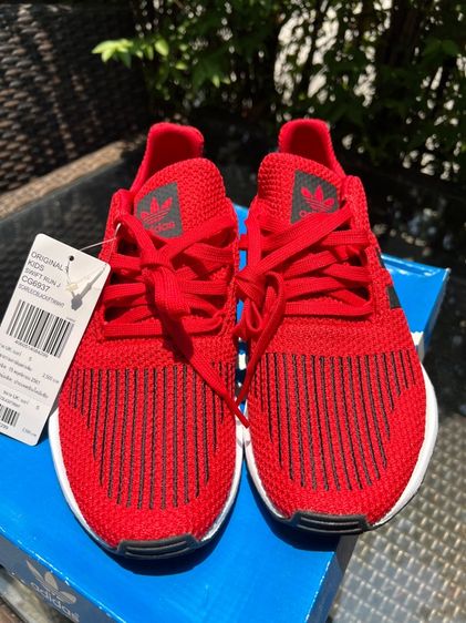ไม่ระบุ แดง รองเท้าวิ่ง อื่นๆ Adidas Swift Run Size 38 แท้มือหนึ่ง