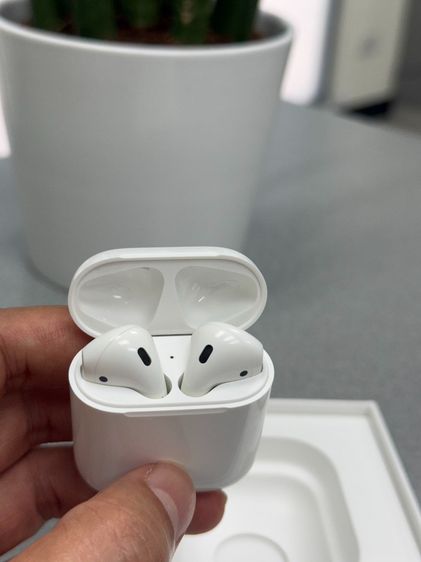 AirPods 2  สภาพดี มีกล่องให้ ใช้งานได้ปกติ รูปที่ 2