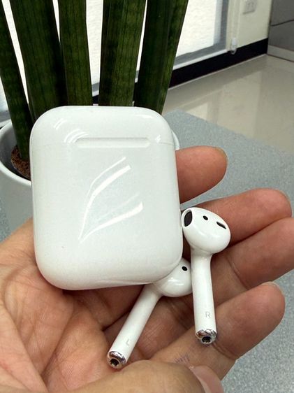 AirPods 2  สภาพดี มีกล่องให้ ใช้งานได้ปกติ รูปที่ 4
