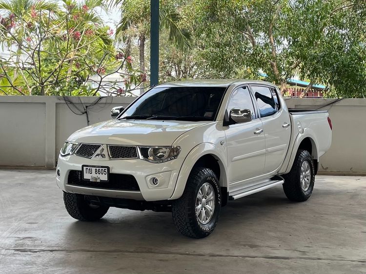 รถ Mitsubishi Triton 2.5 GLS Plus สี ขาว