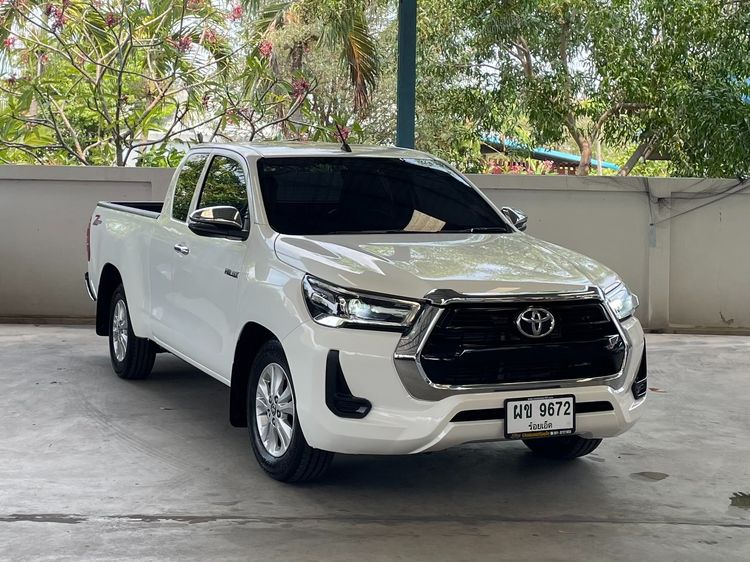 Toyota Hilux Revo 2023 Smart Cab 2.4 Mid Z Edition Pickup ดีเซล ไม่ติดแก๊ส เกียร์ธรรมดา ขาว รูปที่ 3