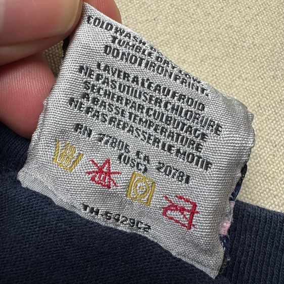 เสื้อยืด Tommy Hilfiger Size L รูปที่ 3