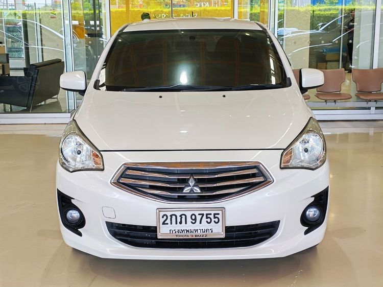 รถ Mitsubishi Attrage 1.2 GLX สี ขาว
