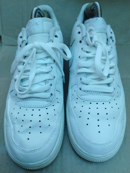 ขาว UK 9 | EU 43 1/3 | US 9.5 Nike รองเท้าผ้าใบ
