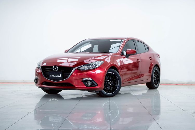 Mazda Mazda3 2016 2.0 E Sedan เบนซิน ไม่ติดแก๊ส เกียร์อัตโนมัติ แดง