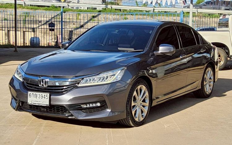 รถ Honda Accord 2.4 EL สี เทา
