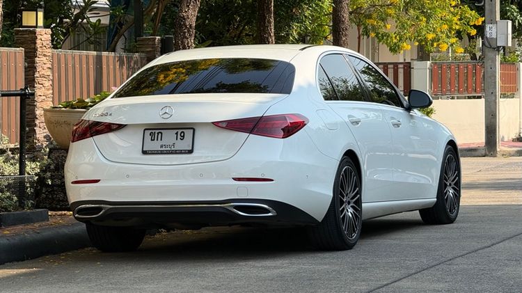 Mercedes-Benz C-Class 2023 C220 Sedan ดีเซล ไม่ติดแก๊ส เกียร์อัตโนมัติ ขาว รูปที่ 2