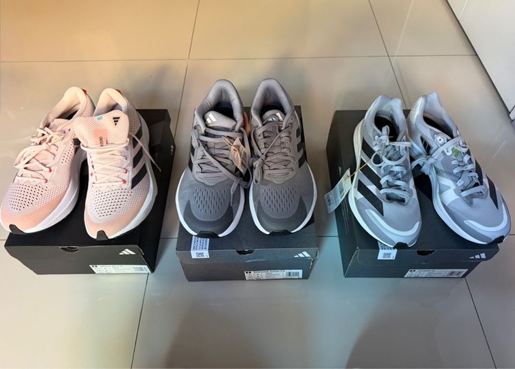 รองเท้าวิ่ง Adidas  3 คู่ รูปที่ 3