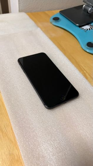 iPhone8 Plus สีเทาสเปซเกรย์ (Space Gray) ความจุ 64GB แท้ทั้งเครื่อง ไม่เคยแกะซ่อม ใช้งานปกติ