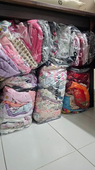 ขายเหมา เสื้อผ้าเด็ก บอดี้สูท ชุดนอน เสื้อกันหนาว เสื้อป้ายเด็กทารก แบรนด์ Enfant Little Wacoal Gap Kids Next baby, Car