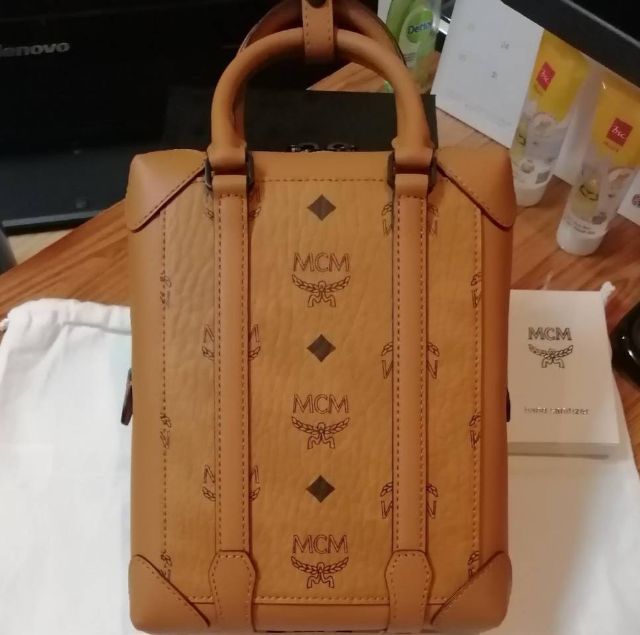 กระเป๋า MCM