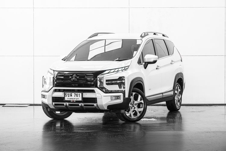 Mitsubishi Xpander 2023 1.5 Cross Utility-car เบนซิน ไม่ติดแก๊ส เกียร์อัตโนมัติ ขาว