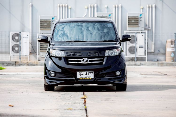 รถ Toyota BB 1.5 Z สี ดำ