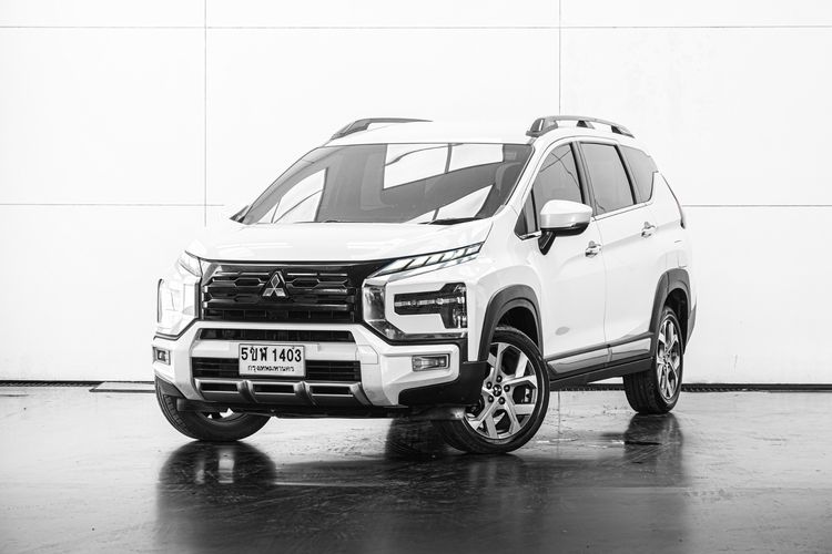 รถ Mitsubishi Xpander 1.5 Cross สี ขาว