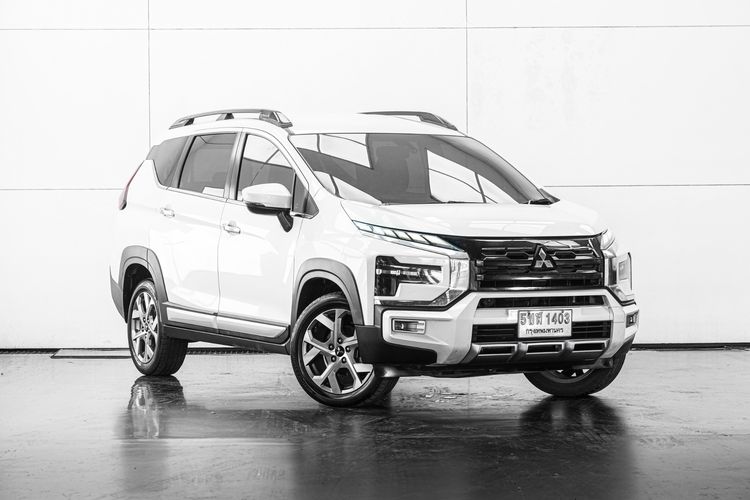 Mitsubishi Xpander 2023 1.5 Cross Utility-car เบนซิน ไม่ติดแก๊ส เกียร์อัตโนมัติ ขาว รูปที่ 2