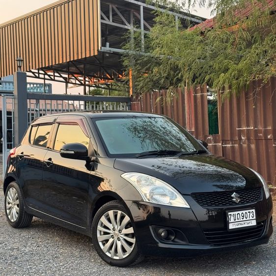 รถ Suzuki Swift 1.2 GLX สี ดำ