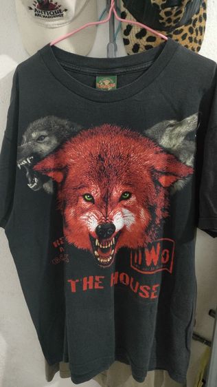 เสื้อยืดมือสอง NWO Wolf Pack