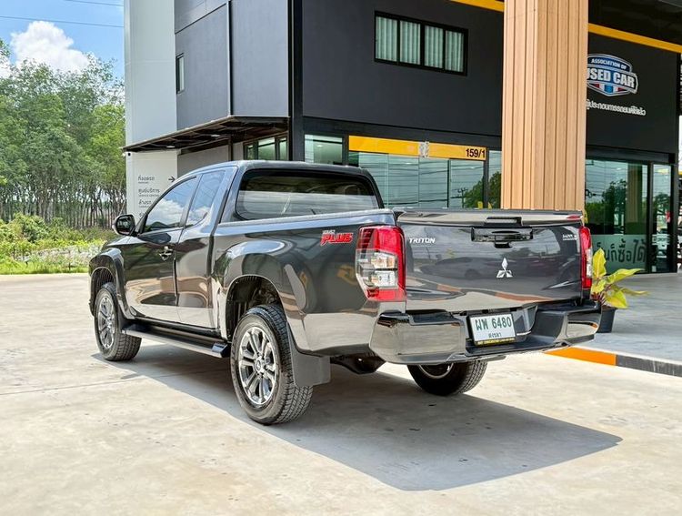 Mitsubishi Triton 2022 2.4 GLS Plus Pickup ดีเซล ไม่ติดแก๊ส เกียร์ธรรมดา ดำ รูปที่ 2