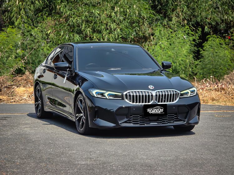 รถ BMW Series 3 320d สี ดำ