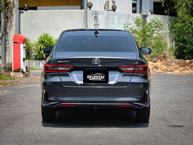Toyota Yaris ATIV 2022 1.2 Smart Sedan เบนซิน ไม่ติดแก๊ส เกียร์อัตโนมัติ เทา รูปที่ 4