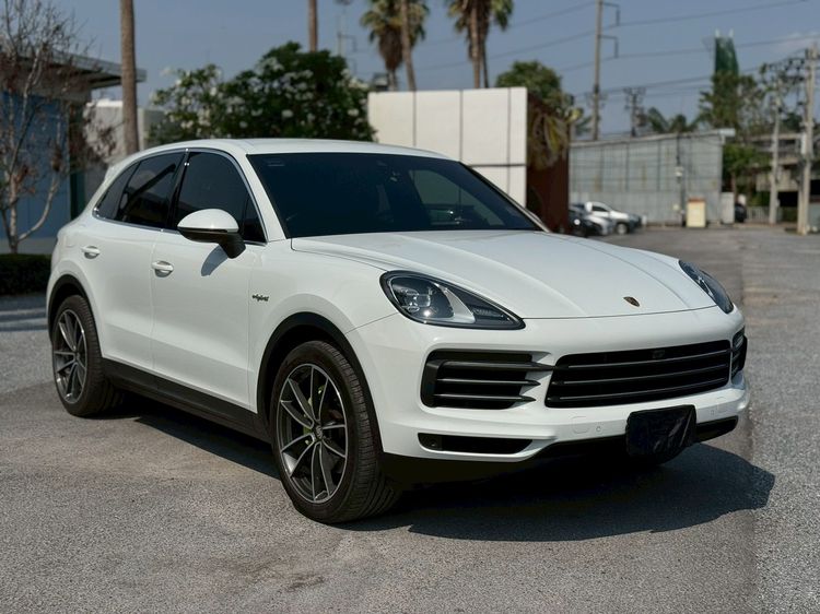 Porsche Cayenne 2018 3.0 E-Hybrid 4WD Utility-car ปลั๊กอินไฮบริด (PHEV) ไม่ติดแก๊ส เกียร์อัตโนมัติ ขาว