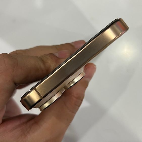 iphone 16pro max 256gb สภาพใหม่ เครื่องศูนย์ไทย ประกันถึง25-6-69 รูปที่ 3