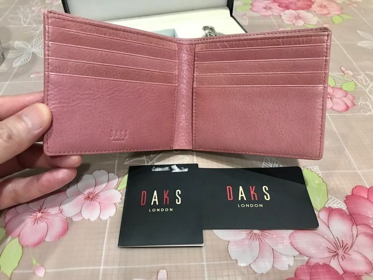 ลดราคา Daks กระเป๋าเงิน สีชมพู สภาพดีมาก รูปที่ 5