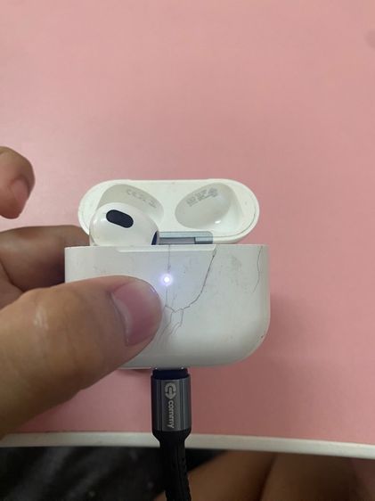 ขาย AirPods 3 ข้างซ้าย (A2565) แท้ ใช้งานได้ แต่ตัวกล่องไม่มีแบตชาร์จได้แบบตรง รูปที่ 2