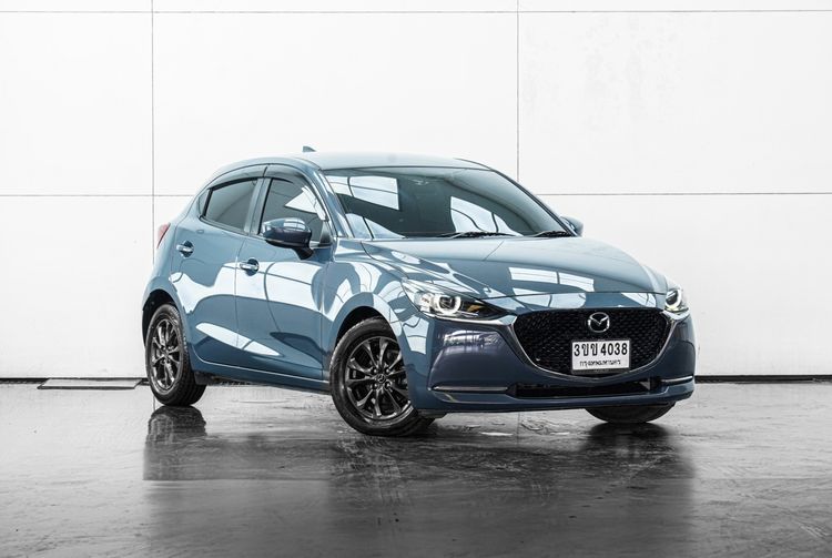 Mazda Mazda 2 2022 1.3 Sedan เบนซิน ไม่ติดแก๊ส เกียร์อัตโนมัติ เทา รูปที่ 2