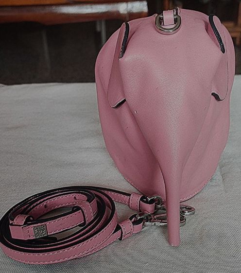 Loewe Elephant Mini Bag Pink  รูปที่ 3