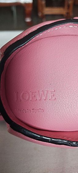 Loewe Elephant Mini Bag Pink  รูปที่ 7
