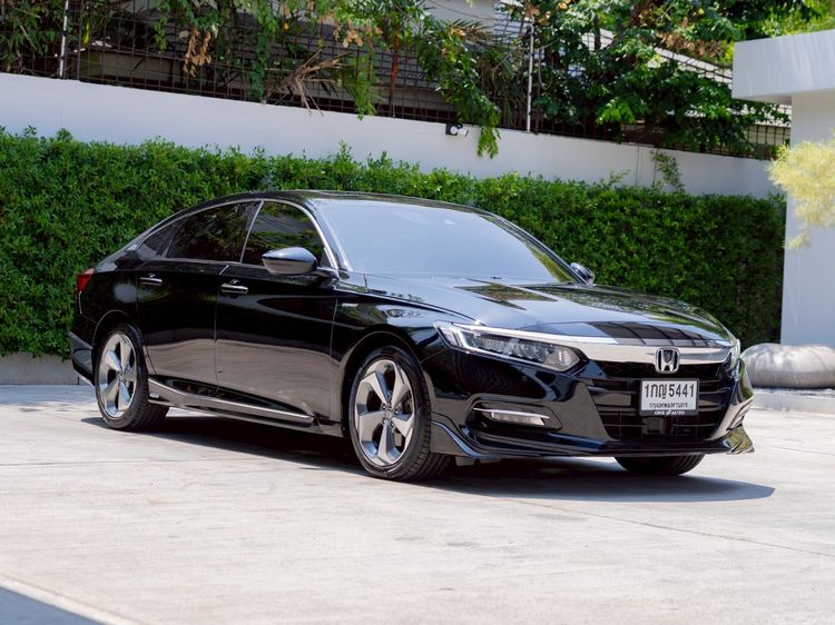 รถ Honda Accord 2.0 Hybrid Tech สี ดำ
