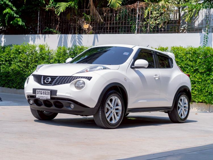 Nissan Juke 2014 1.6 V Utility-car เบนซิน ไม่ติดแก๊ส เกียร์อัตโนมัติ ขาว รูปที่ 3