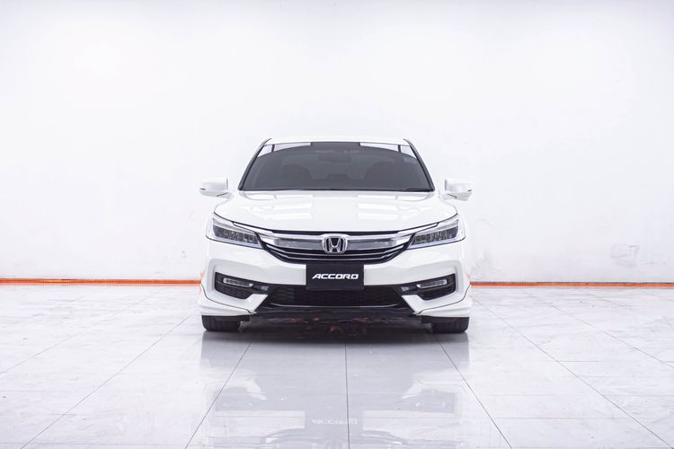 Honda Accord 2018 2.0 Hybrid Sedan ไฮบริด ไม่ติดแก๊ส เกียร์อัตโนมัติ ขาว รูปที่ 4