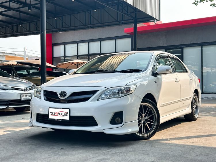 Toyota Altis 2013 1.8 E Sedan เบนซิน เกียร์อัตโนมัติ ขาว