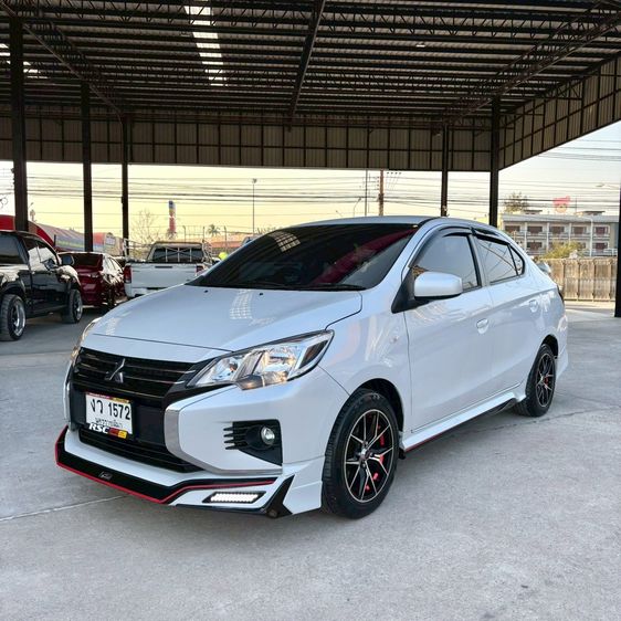 รถ Mitsubishi Attrage 1.2 Smart สี ขาว
