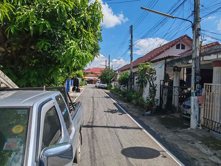 ขายทาวน์โฮม 1 ชั้น ทำเลดี ใกล้ตัวเมืองเชียงใหม่  รูปที่ 2