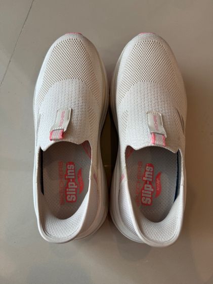 Skechers slip-in รูปที่ 2