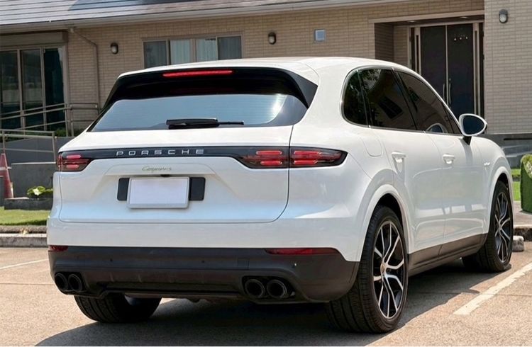 Porsche Cayenne 2020 3.0 E-Hybrid 4WD Utility-car ปลั๊กอินไฮบริด (PHEV) เกียร์อัตโนมัติ ขาว รูปที่ 4