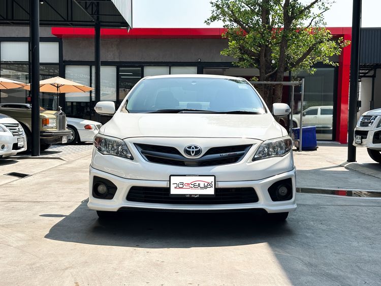 Toyota Altis 2013 1.8 TRD Sportivo Sedan เบนซิน เกียร์อัตโนมัติ ขาว รูปที่ 2