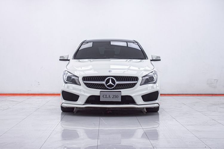 Mercedes-Benz CLA-Class 2016 CLA250 AMG Sedan เบนซิน ไม่ติดแก๊ส เกียร์อัตโนมัติ ขาว รูปที่ 2