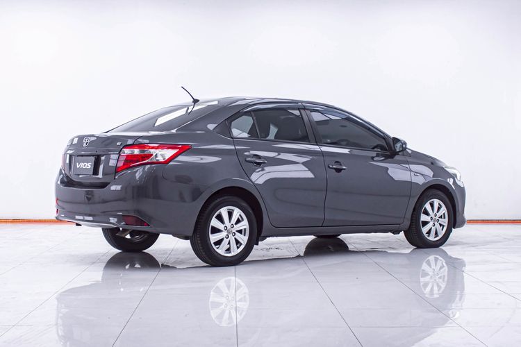 Toyota Vios 2013 1.5 E Sedan เบนซิน ไม่ติดแก๊ส เกียร์อัตโนมัติ เทา รูปที่ 4